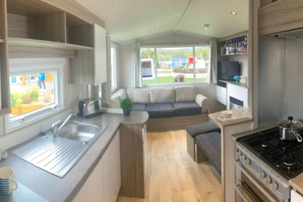 شقة برستاتين  في Presthaven Cozy Retreat المظهر الخارجي الصورة